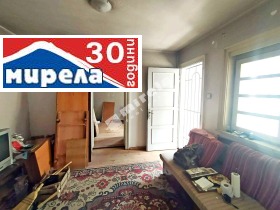 Продажба на тристайни апартаменти в град Велико Търново - изображение 1 