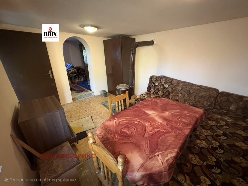 Продава КЪЩА, с. Червена вода, област Русе