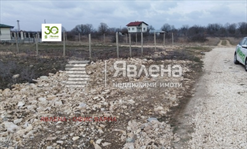 Till salu  Komplott Varna , m-t Pertjemlijata , 600 kvm | 20684146 - bild [2]