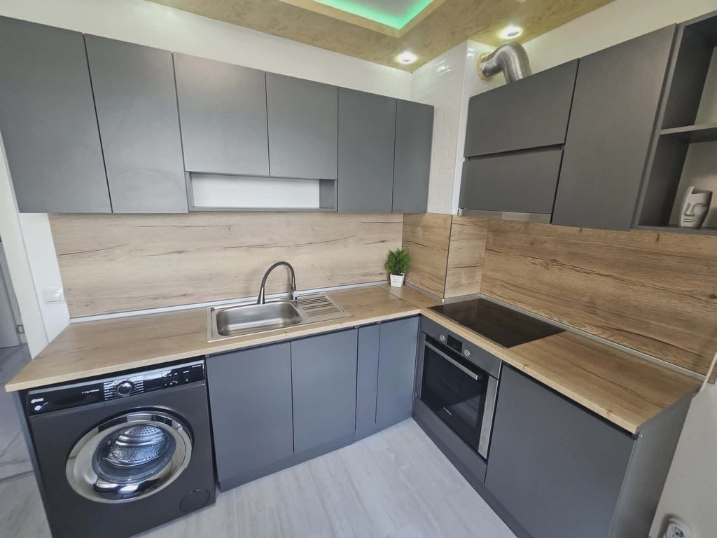 Продава 2-СТАЕН, гр. Кърджали, Възрожденци, снимка 2 - Апартаменти - 54759081