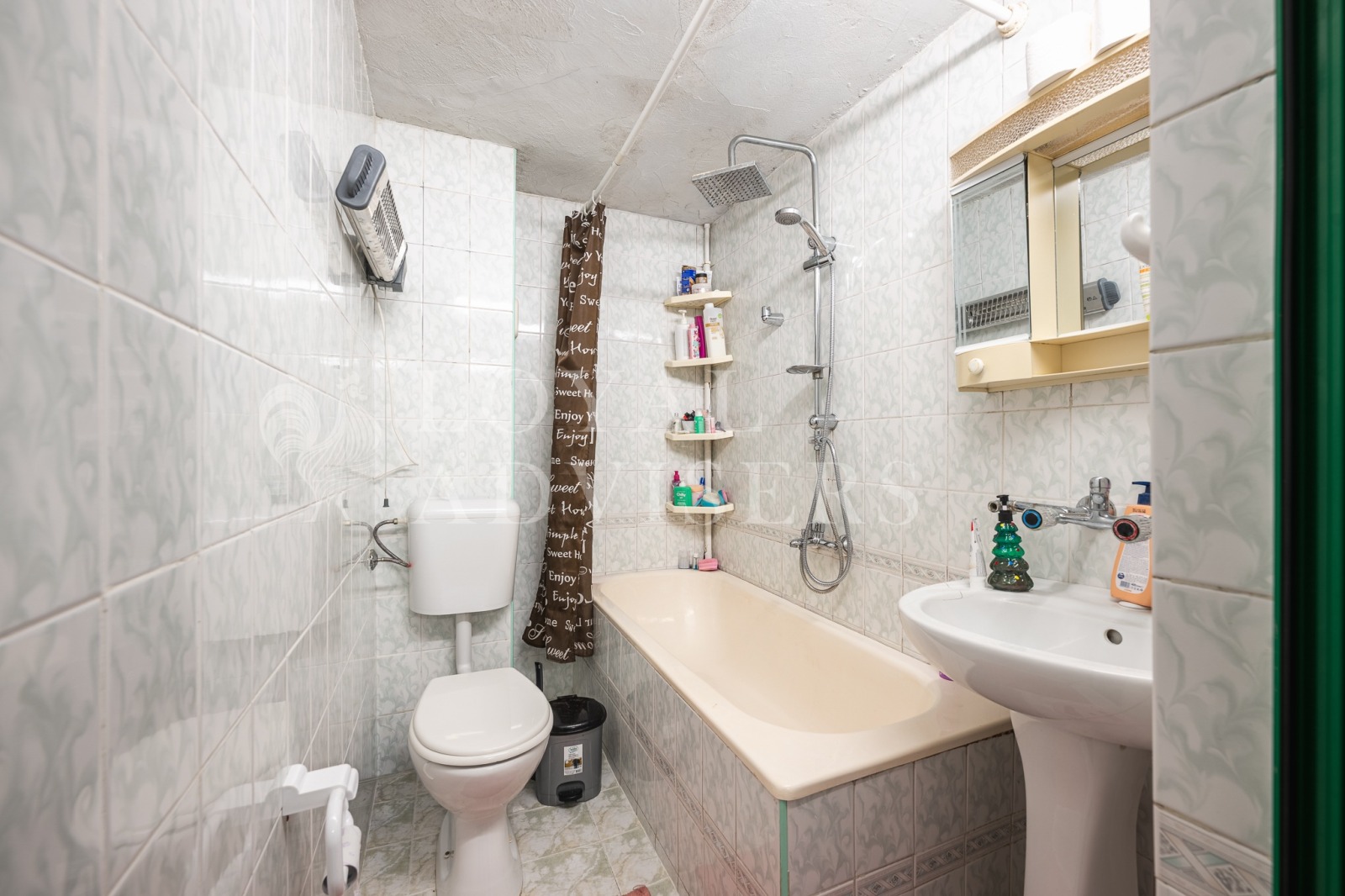 Продава КЪЩА, с. Долище, област Варна, снимка 16 - Къщи - 54631643