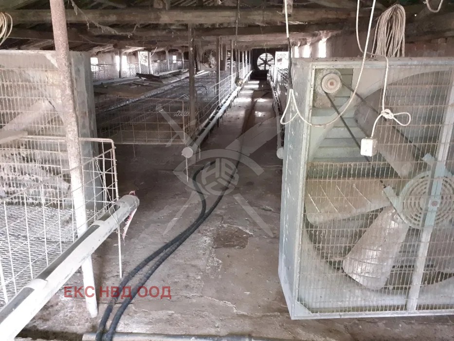 Продава ПРОМ. ПОМЕЩЕНИЕ | Imot.bg — изображение 3