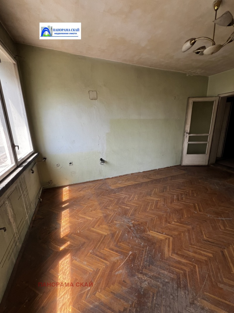 Продава  3-стаен град Плевен , 9-ти квартал , 89 кв.м | 62461023 - изображение [8]