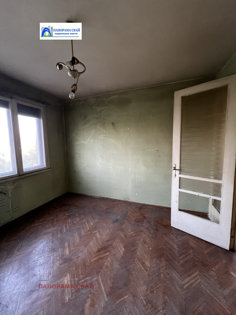 Продава  3-стаен град Плевен , 9-ти квартал , 89 кв.м | 62461023 - изображение [15]