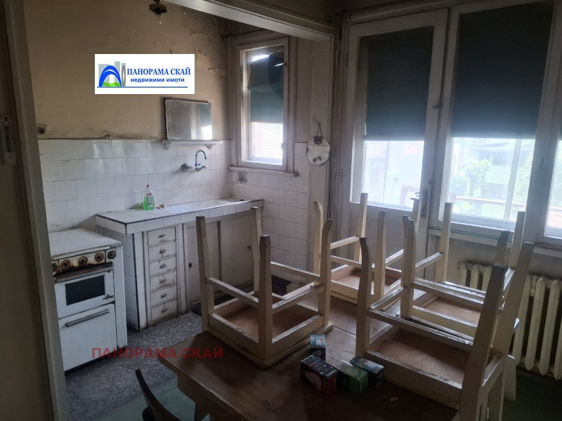 En venta  2 dormitorios Pleven , 9-ti kvartal , 89 metros cuadrados | 62461023 - imagen [2]
