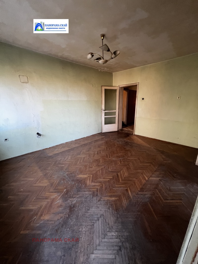 Продава  3-стаен град Плевен , 9-ти квартал , 89 кв.м | 62461023 - изображение [11]