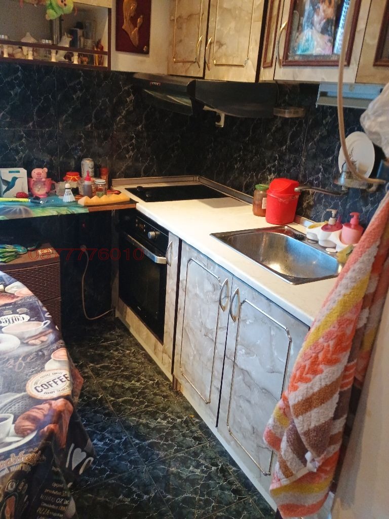 Продава КЪЩА, с. Ясен, област Плевен, снимка 9 - Къщи - 52779592