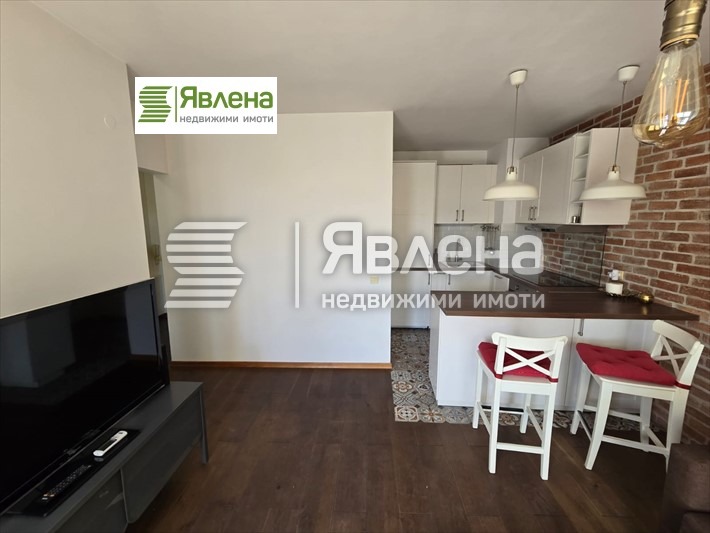 Продава 2-СТАЕН, град София, Център • 250000 € / 488957.50 лв. • 30138478 1