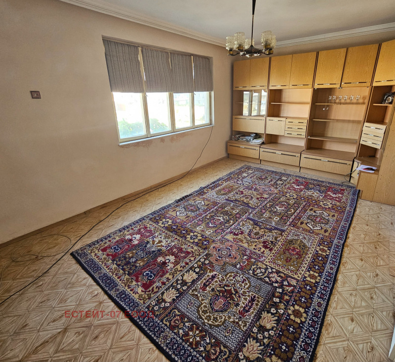 Till salu  Hus region Plovdiv , Parvenec , 180 kvm | 93876043 - bild [9]