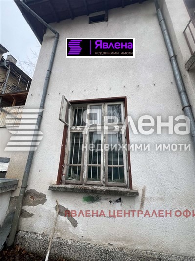 Продава КЪЩА, гр. Плевен, Широк център, снимка 4 - Къщи - 48623576