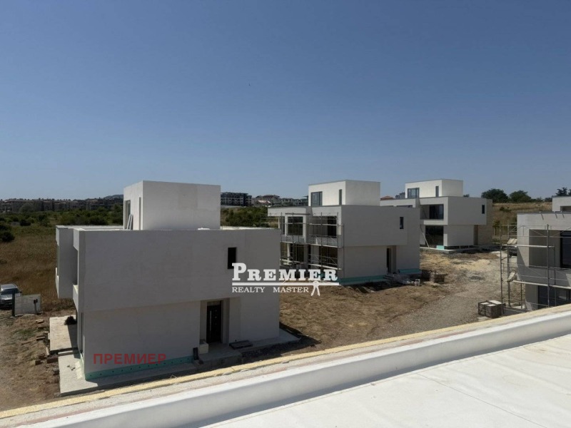 Продава  Къща област Бургас , гр. Черноморец , 322 кв.м | 74767675 - изображение [12]