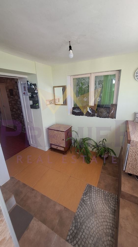 Продава КЪЩА, с. Разделна, област Варна, снимка 6 - Къщи - 53737184