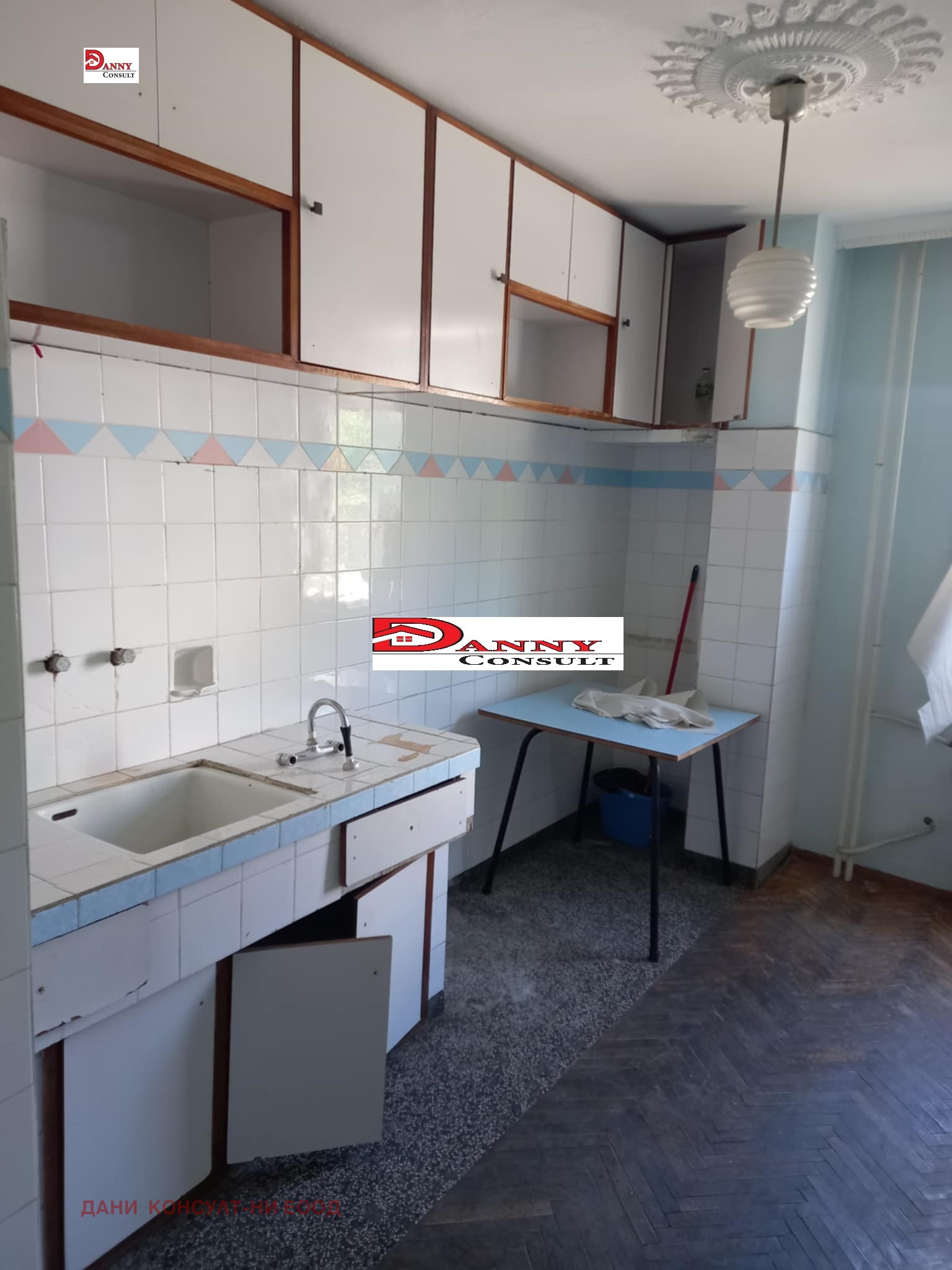 Продава 3-СТАЕН, гр. Велико Търново, Колю Фичето, снимка 4 - Апартаменти - 55570168