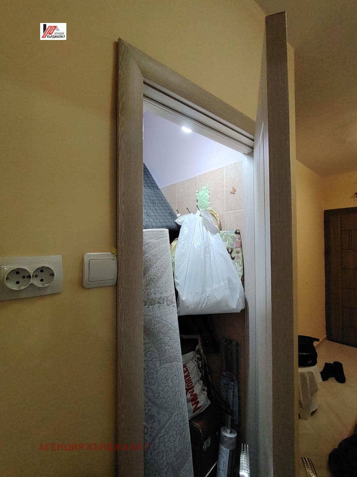 Продава 4-СТАЕН, гр. Хасково, Възраждане, снимка 12 - Апартаменти - 55099887