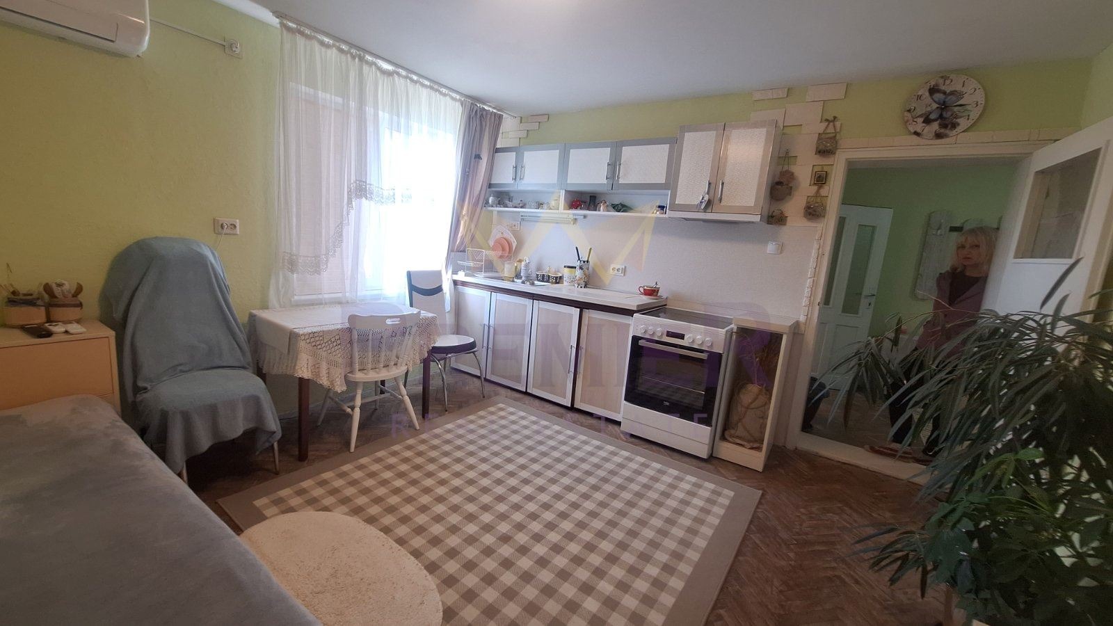 Продава КЪЩА, с. Разделна, област Варна, снимка 16 - Къщи - 53737184