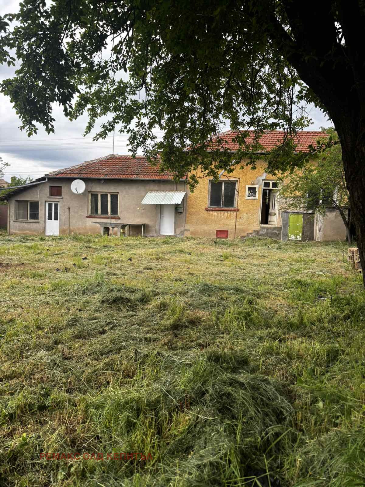 Продава КЪЩА, гр. Бяла черква, област Велико Търново, снимка 2 - Къщи - 54378327