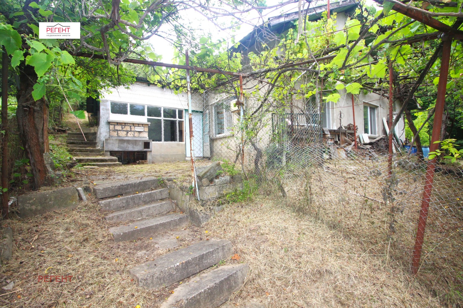 Продава КЪЩА, гр. Габрово, Хаджицонев мост, снимка 2 - Къщи - 55396620