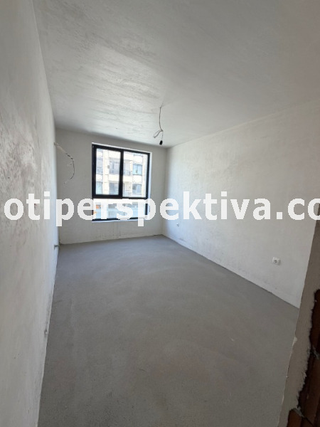 Продава 2-СТАЕН, гр. Пловдив, Кючук Париж, снимка 3 - Апартаменти - 55653677