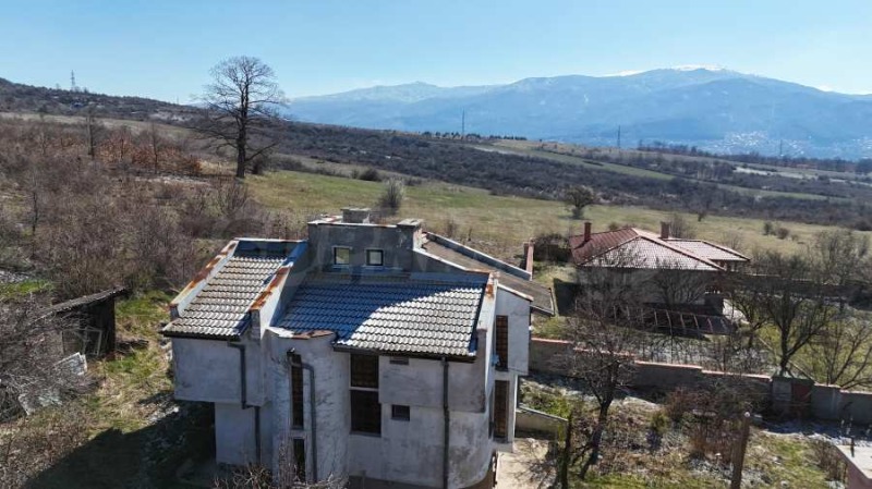 Продава КЪЩА, с. Големо Бучино, област Перник, снимка 12 - Къщи - 53564522