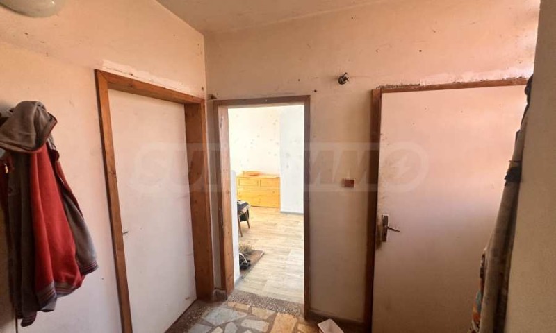 Продава КЪЩА, с. Големо Бучино, област Перник, снимка 14 - Къщи - 53564522