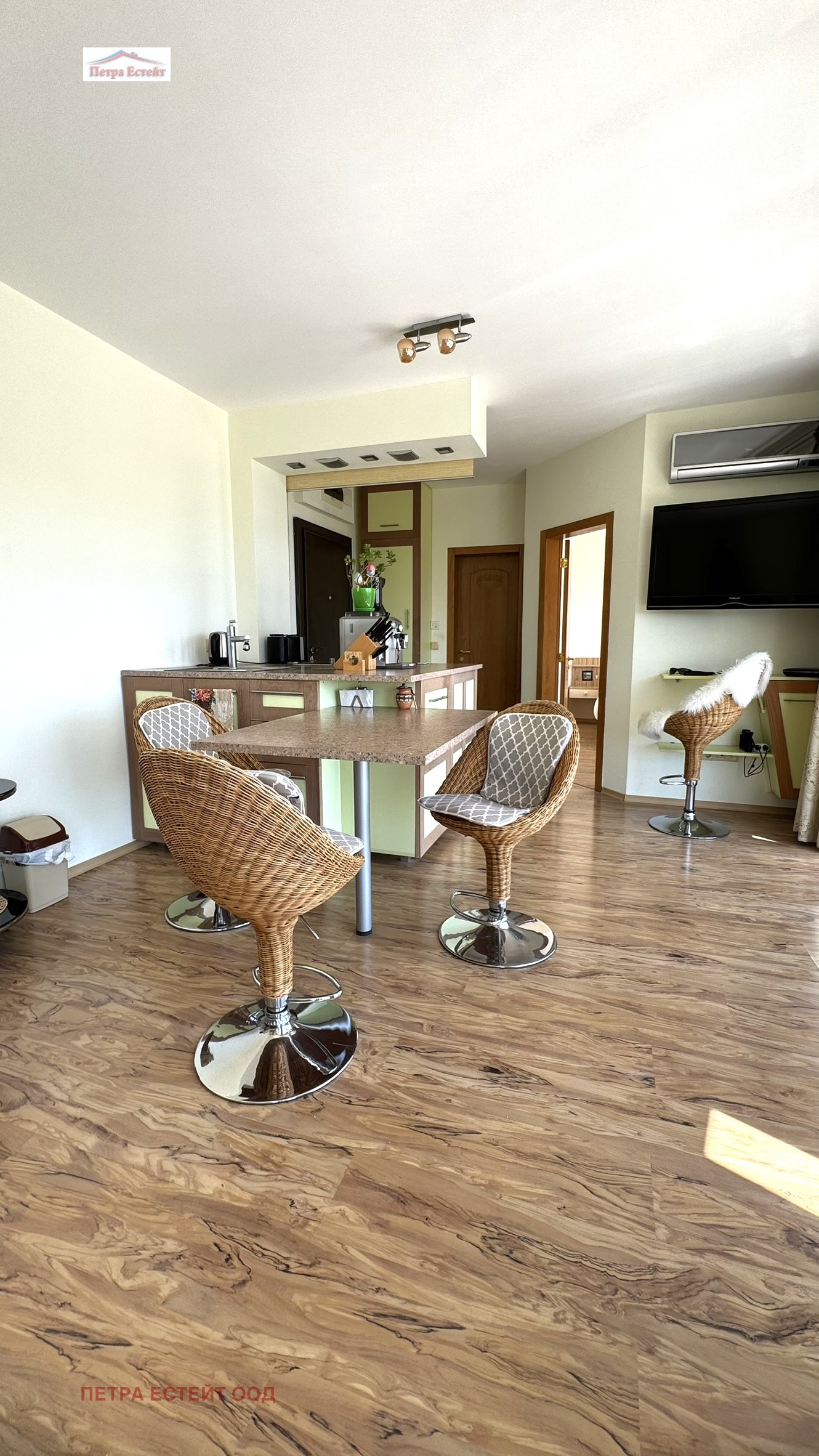 Продава 2-СТАЕН, гр. Варна, м-т Ален мак, снимка 9 - Апартаменти - 55729233