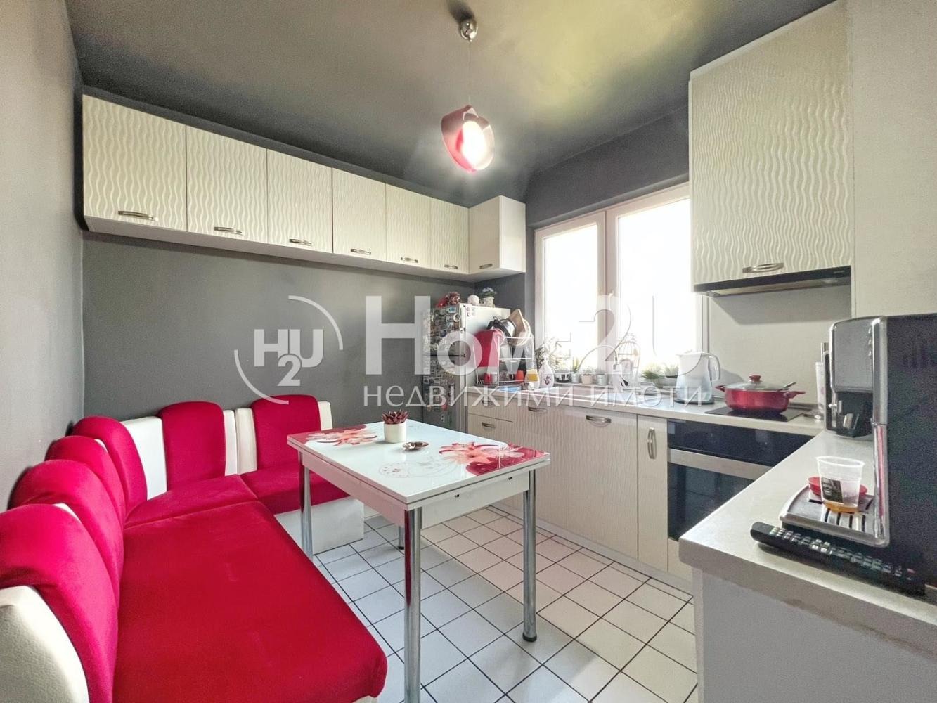 Продава 4-СТАЕН, гр. Пловдив, Въстанически, снимка 3 - Апартаменти - 54718028