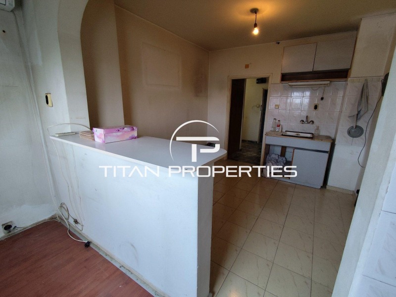 Продава 3-СТАЕН, гр. Пловдив, Кючук Париж, снимка 2 - Апартаменти - 53454685