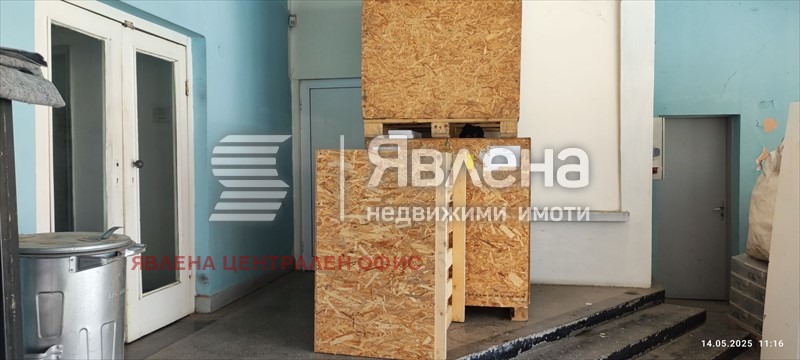 Продава ПРОМ. ПОМЕЩЕНИЕ, гр. Ботевград, област София област, снимка 2 - Производствени сгради - 53715936