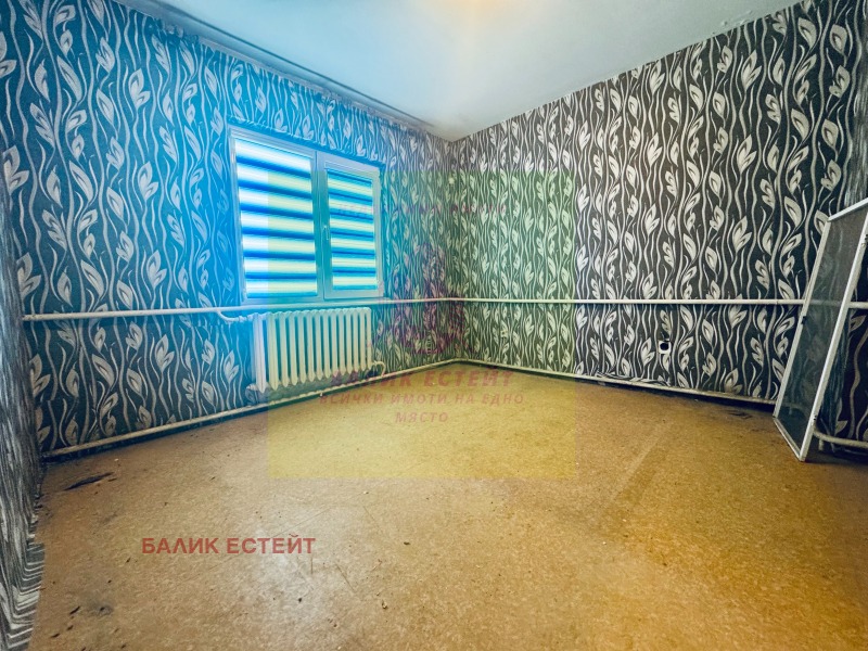 Продава 2-СТАЕН, гр. Добрич, Строител, снимка 4 - Апартаменти - 53536682