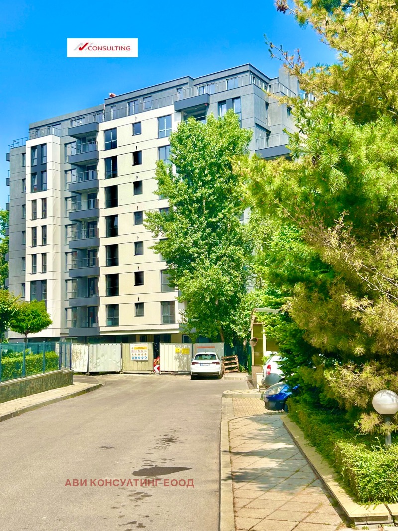 Eladó  2 hálószobás Sofia , Lagera , 123 négyzetméter | 36793214