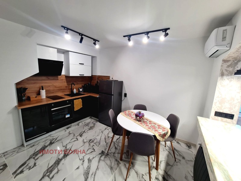 Продава  3-стаен град Русе , Алеи Възраждане , 80 кв.м | 42072243 - изображение [3]