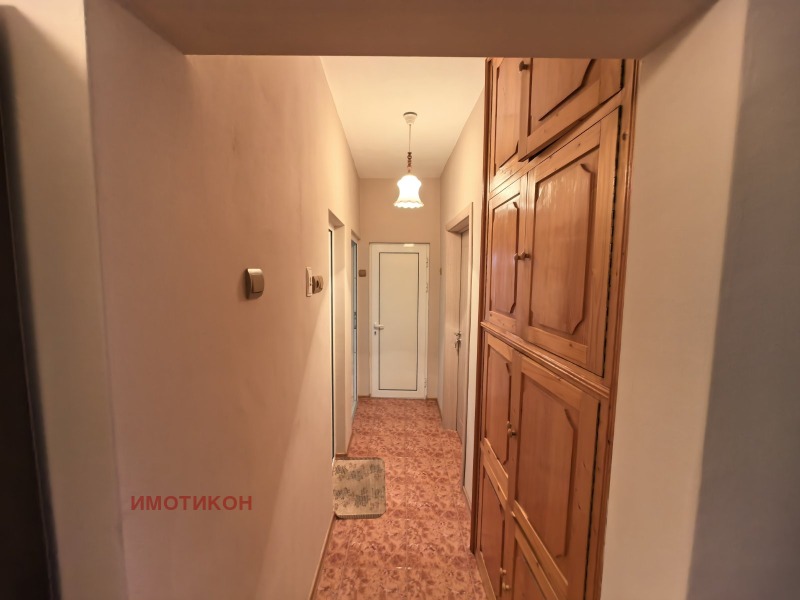 Продава 3-СТАЕН, гр. Нова Загора, област Сливен, снимка 7 - Апартаменти - 52703571