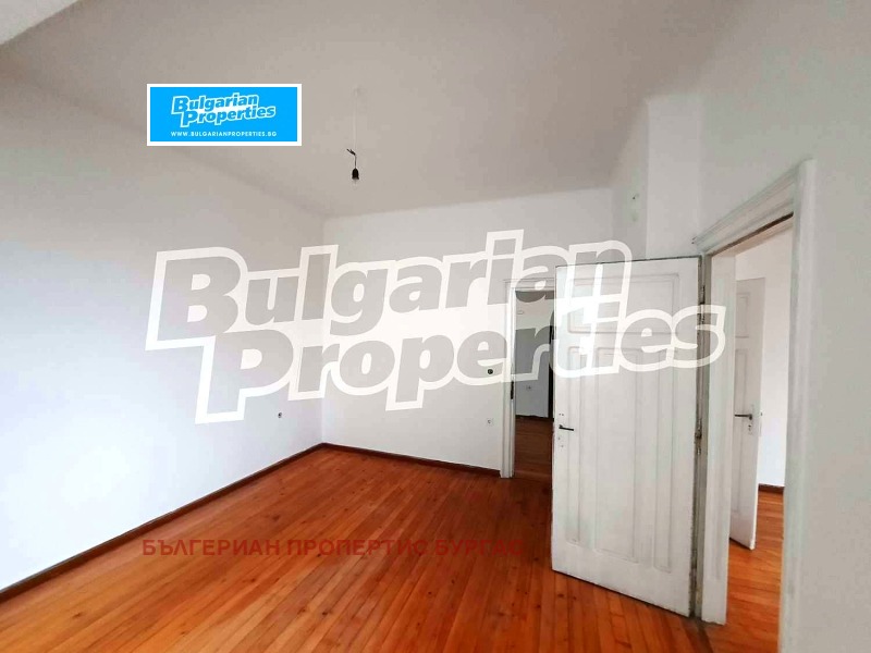 Продава 4-СТАЕН, гр. Бургас, Възраждане, снимка 6 - Aпартаменти - 47977395