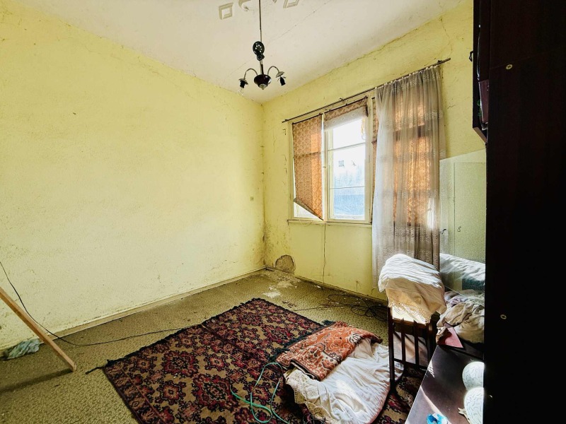 Продава  Къща област Пловдив , гр. Брезово , 130 кв.м | 43592512 - изображение [8]