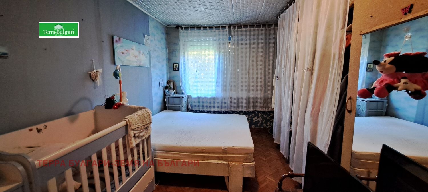 Продава КЪЩА, гр. Перник, Ралица, снимка 2 - Къщи - 54052047