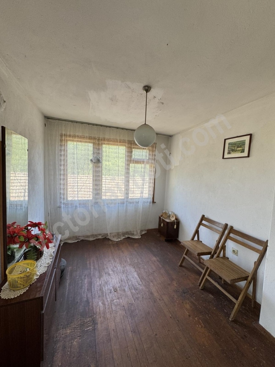 Продава КЪЩА, с. Вонеща вода, област Велико Търново, снимка 8 - Къщи - 54945481
