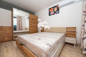 1 quarto Gagarin, Plovdiv