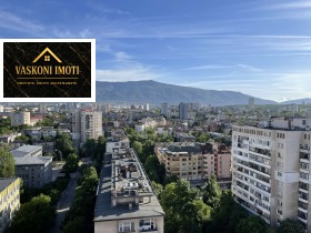 4-стаен град София, Гео Милев