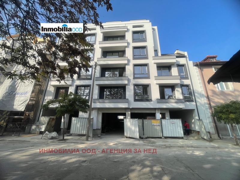 À venda  2 quartos Sofia , Centar , 195 m² | 10140622