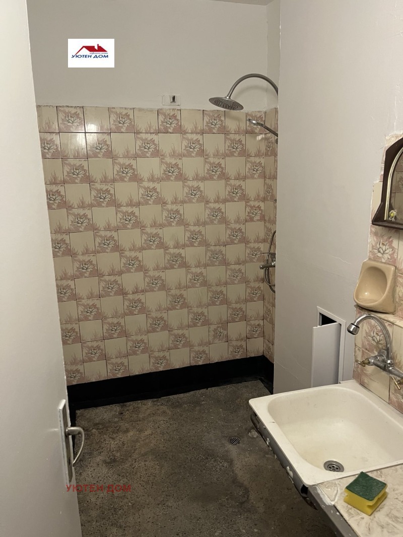 Продава 3-СТАЕН, гр. Шумен, Добруджански, снимка 5 - Апартаменти - 52388931