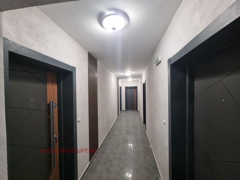 Продава 3-СТАЕН, гр. Благоевград, Освобождение, снимка 2 - Апартаменти - 53560507