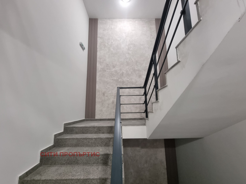 Продава 3-СТАЕН, гр. Благоевград, Освобождение