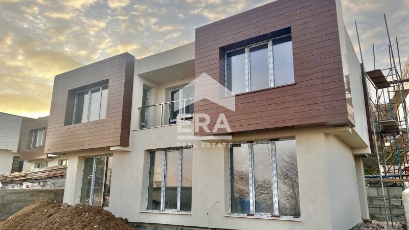 Продава КЪЩА, гр. Варна, м-т Акчелар, снимка 1 - Къщи - 49210269