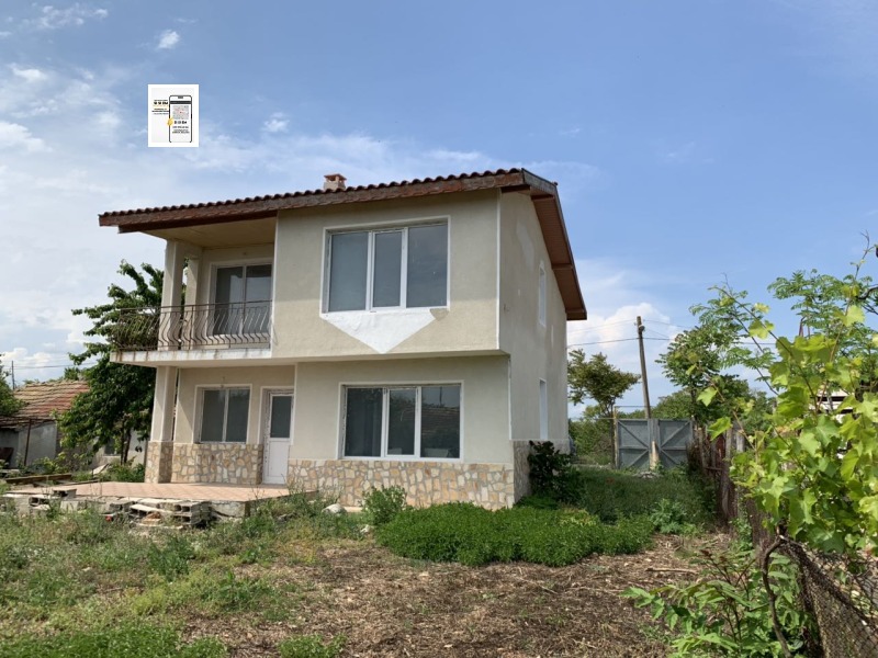 Продава КЪЩА, с. Божурец, област Добрич, снимка 9 - Къщи - 52693472