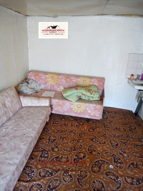 Продава КЪЩА, гр. Шумен, Болницата