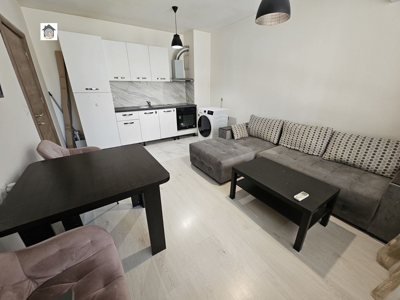 Продава 2-СТАЕН, гр. София, Витоша, снимка 2 - Апартаменти - 54251004