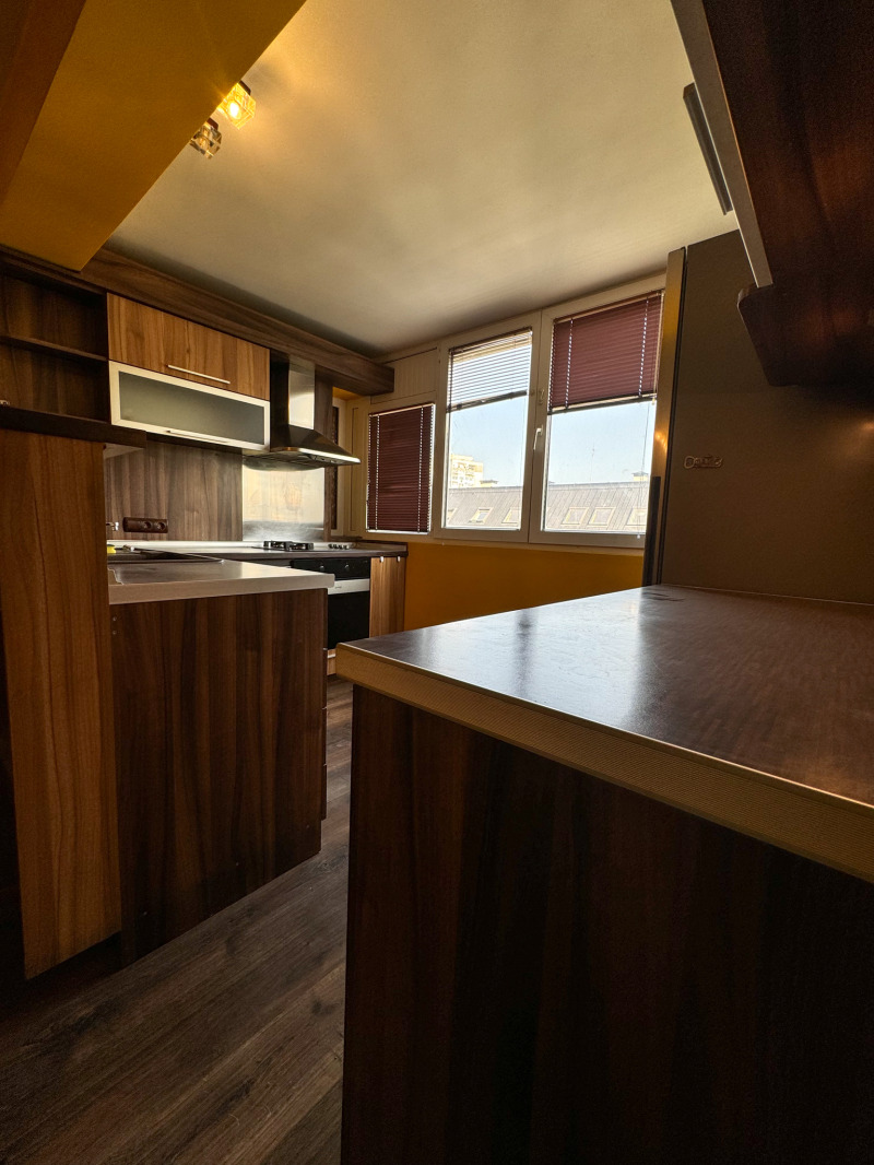 Продава 3-СТАЕН, гр. Варна, Победа, снимка 3 - Апартаменти - 52783049