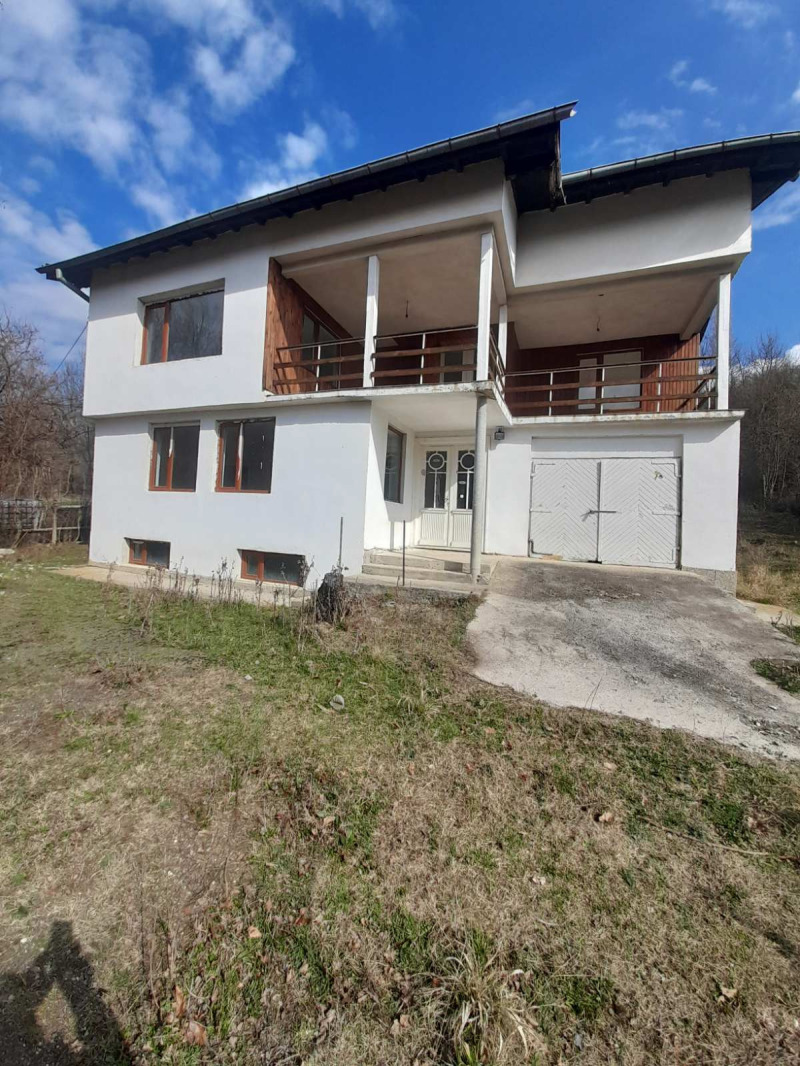 For Sale  House region Sofia , Iskrets , 194 sq.m | 71231156