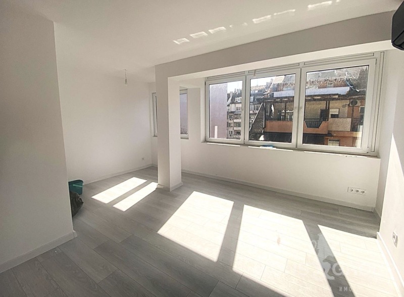 Продава МЕЗОНЕТ в град Варна, Зимно кино Тракия - 209 кв.м / 240 000 € » 469 399.20 лв., ЛАЙЪНС ГРУП