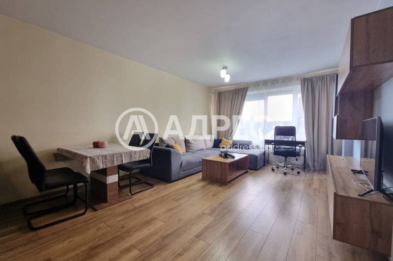 Продава  2-стаен, град София, Овча купел •  205 000 € • ID 15571109 — holmes.bg - [1] 